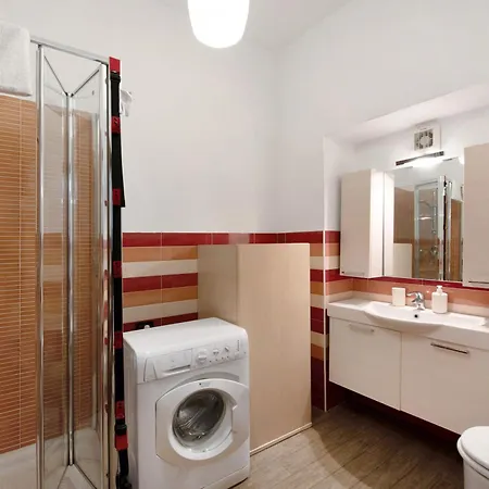 Flat In The Heart Of The Center Апартаменты Генуя